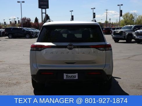 Used 2025 Nissan Pathfinder SV AWD/4WD image 5