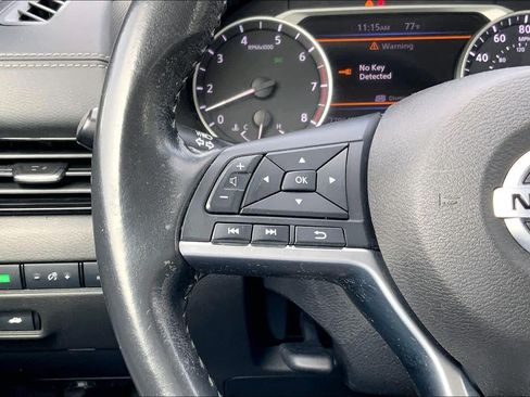 Used 2021 Nissan Sentra SV FWD image 23