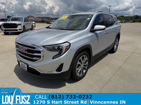 Used 2020 GMC Terrain SLT w/ Preferred Package FWD image 3