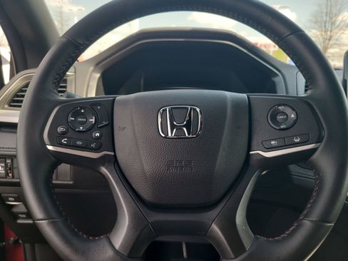 Certified 2024 Honda Odyssey Sport image 13