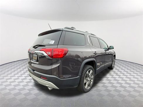 Used 2017 GMC Acadia SLT image 5