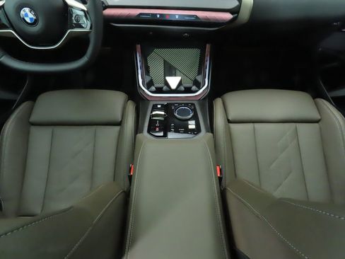 Certified 2025 BMW X3 xDrive30i w/ Premium Package image 16