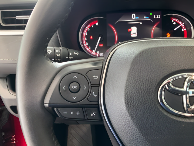 Used 2024 Toyota RAV4 XLE Premium AWD/4WD image 15