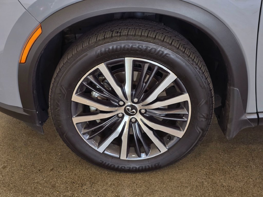Certified 2025 INFINITI QX60 Autograph w/ Cargo Package AWD/4WD image 8
