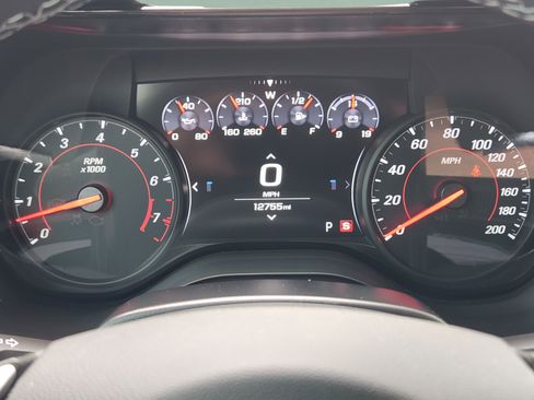 Used 2020 Chevrolet Camaro SS RWD image 9