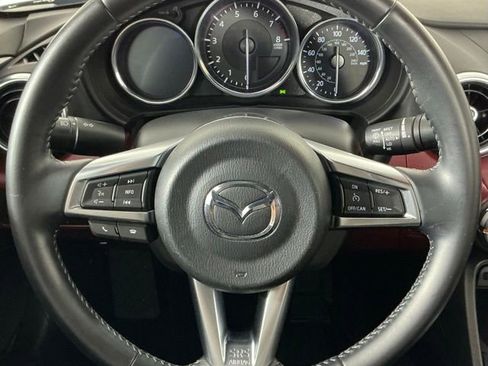 Used 2020 MAZDA MX-5 Miata RF Grand Touring RWD image 17