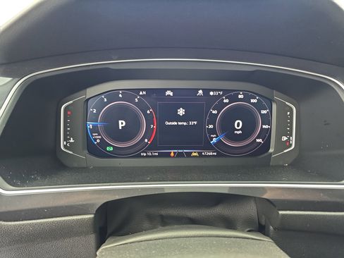 Used 2020 Volkswagen Tiguan SEL w/ 3rd Row Seat Package image 19