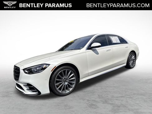 Used 2023 Mercedes-Benz S 580 4MATIC Sedan image 1