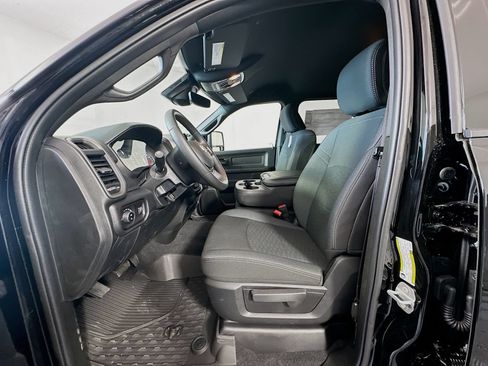 New 2026 RAM 2500 Tradesman AWD/4WD image 10