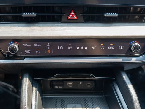 Certified 2025 Kia Sportage X-Line AWD/4WD image 25
