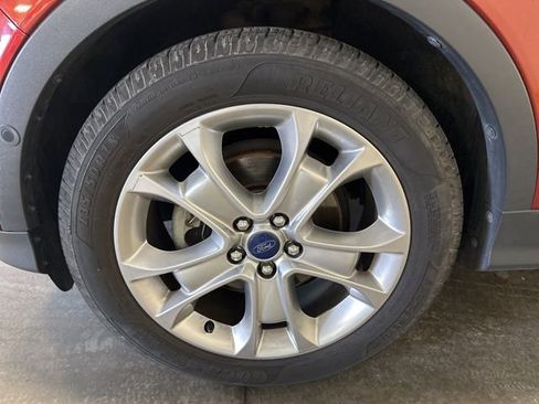 Used 2014 Ford Escape Titanium w/ Equipment Group 401A image 39