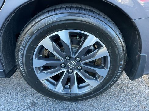 Certified 2024 Honda Odyssey EX-L image 45