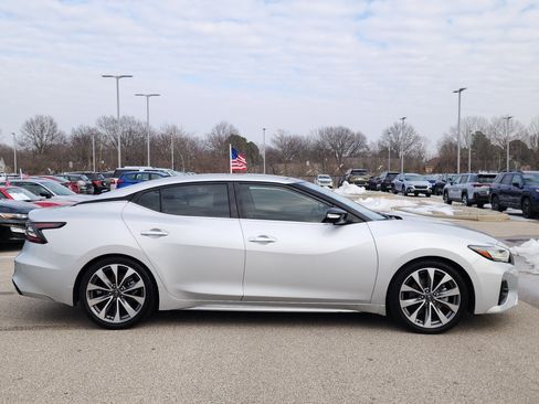 Used 2023 Nissan Maxima Platinum w/ Sport Mat Group image 2