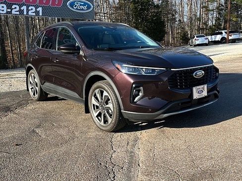 Used 2023 Ford Escape Platinum w/ Premium Technology Package image 1