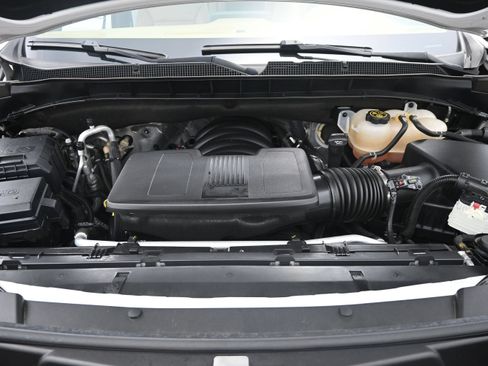 Certified 2022 Chevrolet Suburban Premier AWD/4WD image 38