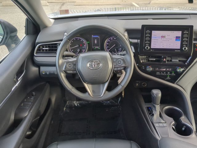 Used 2024 Toyota Camry SE FWD image 16