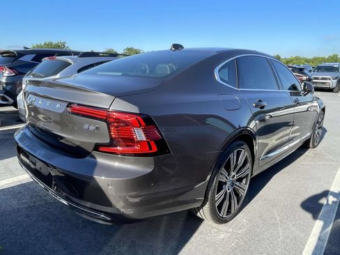 Used 2023 Volvo S90 B6 Ultimate w/ Lounge Package AWD/4WD image 4