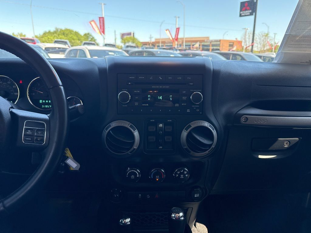 Used 2016 Jeep Wrangler Unlimited Sport w/ Quick Order Package 24S AWD/4WD image 32