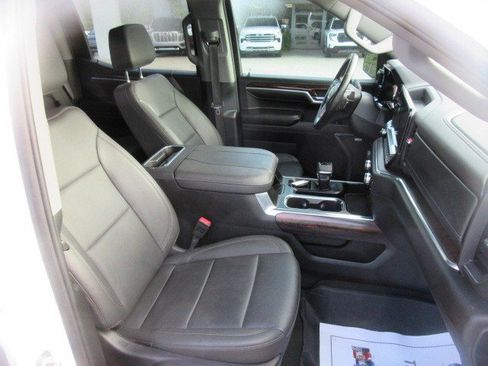 Used 2025 GMC Sierra 1500 SLT w/ SLT Premium Plus Package AWD/4WD image 13