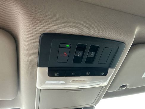 Used 2023 Nissan Rogue Platinum w/ Platinum Premium Package image 33