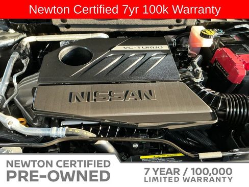 Used 2025 Nissan Rogue SV FWD image 41