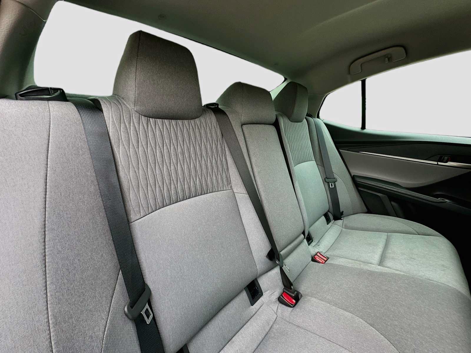 Used 2025 Toyota Camry LE w/ Convenience Package FWD image 25