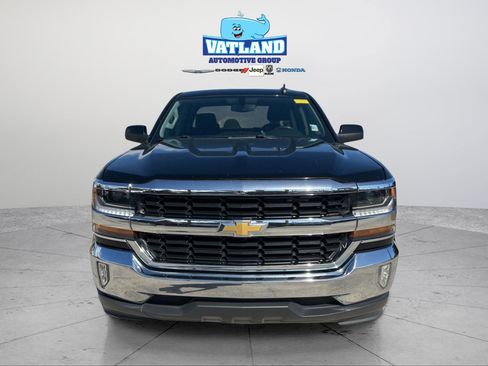 Used 2017 Chevrolet Silverado 1500 LT w/ All Star Edition image 33