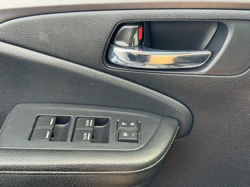 Used 2021 Honda Ridgeline Sport image 23