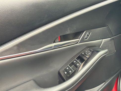 Used 2022 MAZDA CX-30 AWD 2.5 S w/ Preferred Package image 34