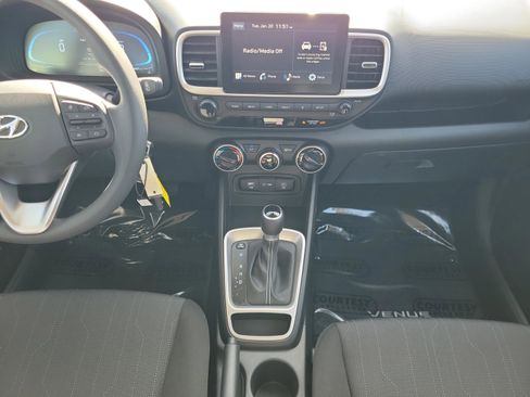 New 2026 Hyundai Venue SE image 20