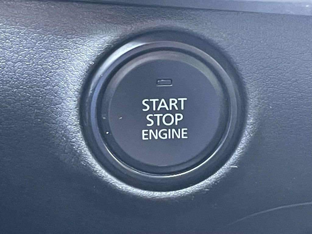 Used 2025 MAZDA MAZDA3 s FWD image 24