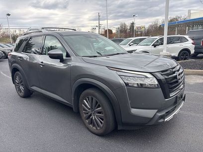 Used 2023 Nissan Pathfinder SL w/ SL Premium Package