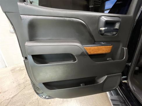 Used 2017 Chevrolet Silverado 1500 High Country AWD/4WD image 21