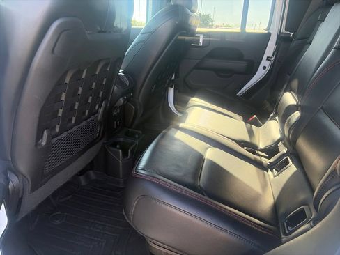 Used 2020 Jeep Gladiator Rubicon AWD/4WD image 26