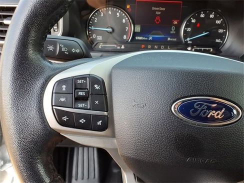 Used 2021 Ford Explorer Limited w/ Equipment Group 301A image 10