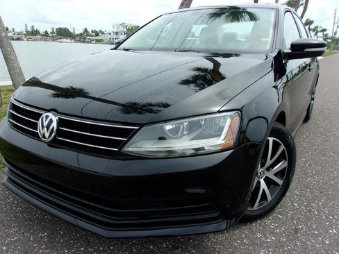 Used 2017 Volkswagen Jetta SE FWD image 15