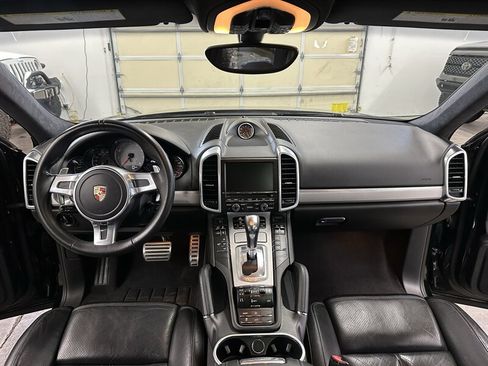 Used 2013 Porsche Cayenne GTS AWD/4WD image 15
