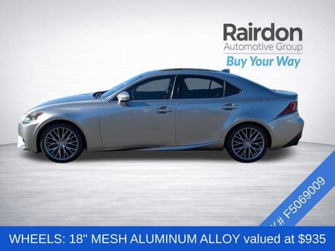 Used 2015 Lexus IS 250 w/ Navigation System Package RWD image 4