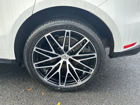 Used 2022 Porsche Macan image 21