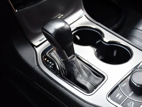 Used 2020 Jeep Grand Cherokee Limited X AWD/4WD image 12