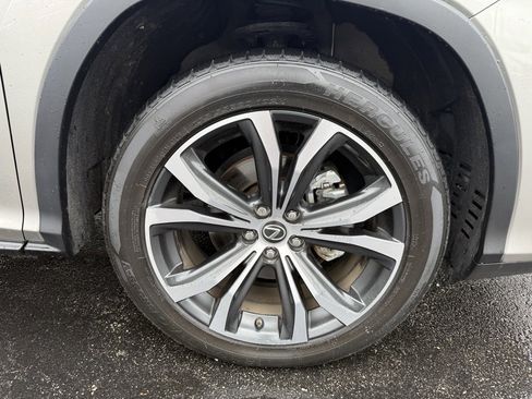 Used 2022 Lexus RX 450h AWD w/ Premium Package image 19