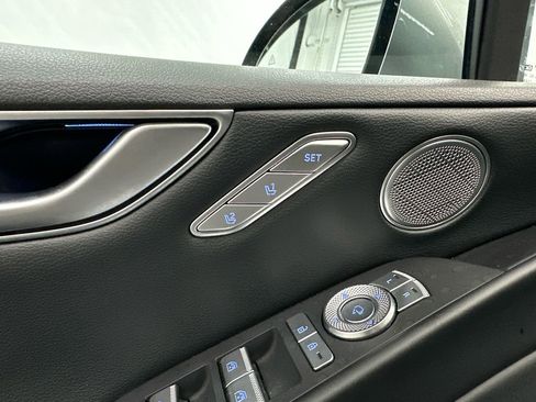 Used 2022 Genesis G80 2.5T w/ Prestige Package image 12