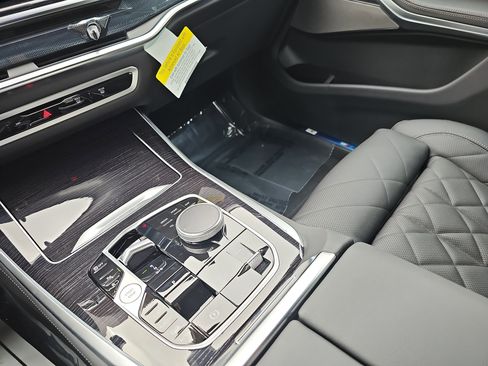 New 2026 BMW X5 xDrive50e w/ M Sport Package AWD/4WD image 27