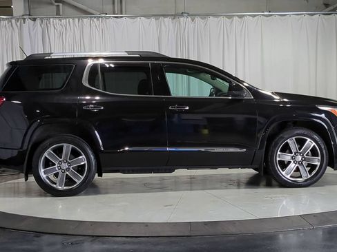 Used 2017 GMC Acadia Denali w/ Technology Package AWD/4WD image 11