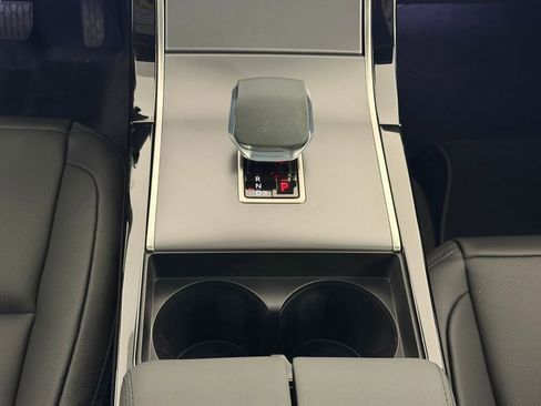 Used 2026 Land Rover Range Rover Velar S image 24