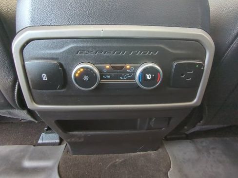 Used 2021 Ford Expedition XLT w/ Equipment Group 202A image 17