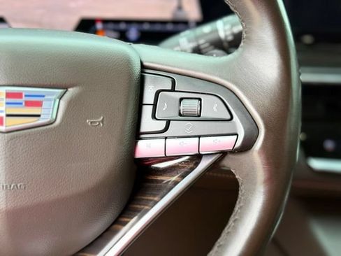 Used 2021 Cadillac Escalade Premium Luxury AWD/4WD image 30