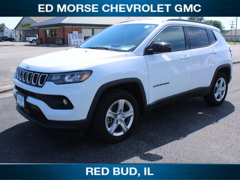 Used 2024 Jeep Compass Latitude AWD/4WD image 4
