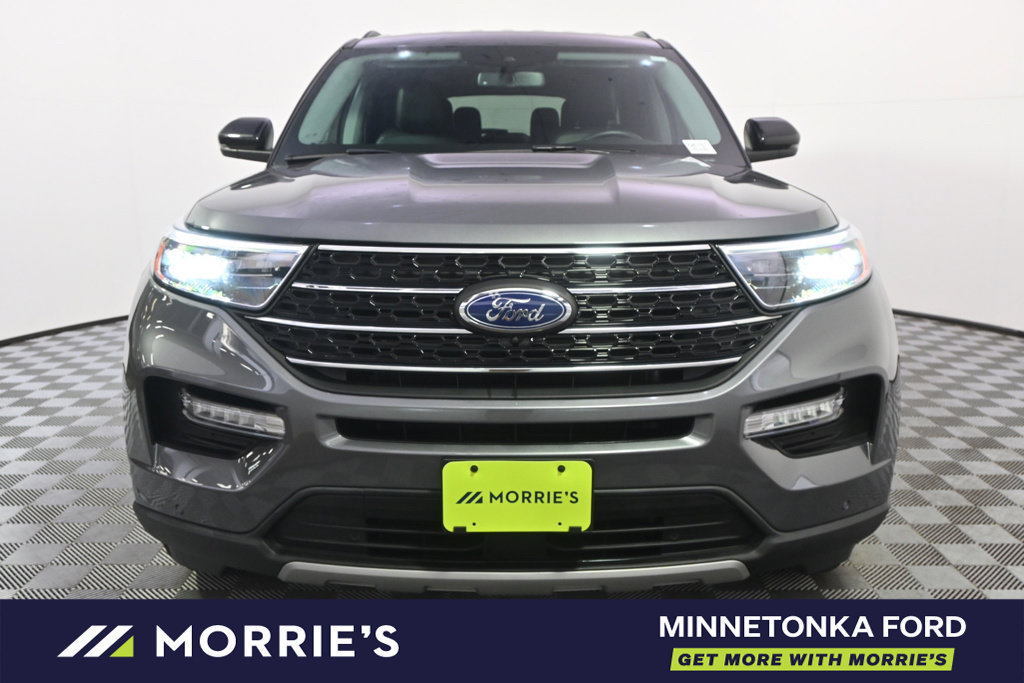 Used 2024 Ford Explorer XLT w/ Equipment Group 202A AWD/4WD image 10