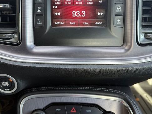 Used 2016 Dodge Challenger SXT image 14